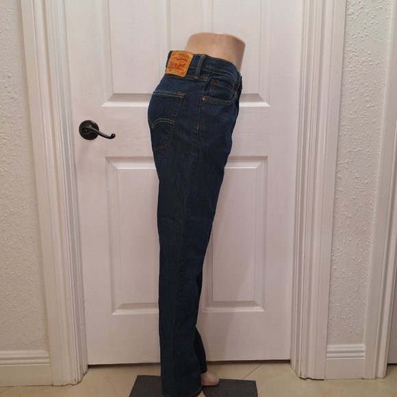 Levi Strauss & Co Jeans - Picture 6 of 10